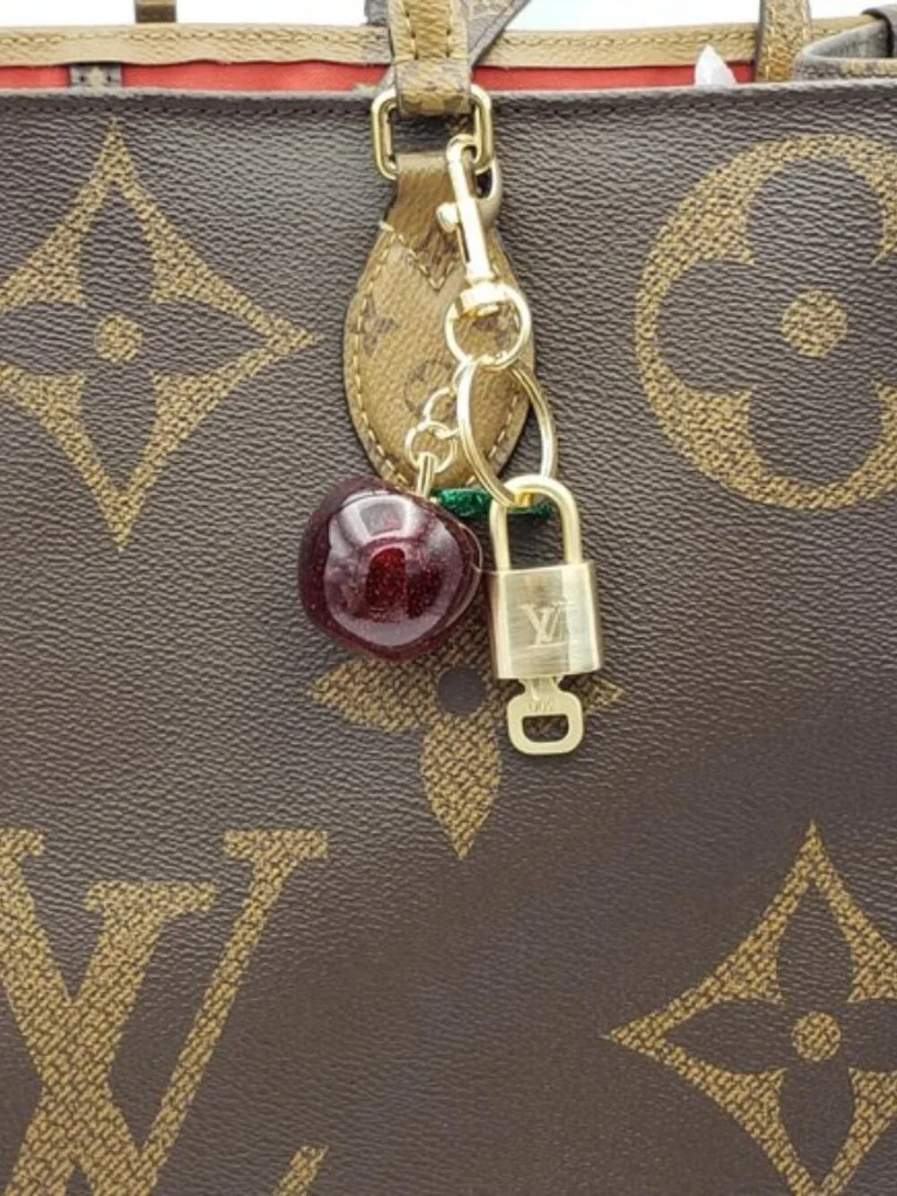 Louis Vuitton Gold Padlock 🔑 Authentic LV Unbranded Apple Keychain Bag Charm